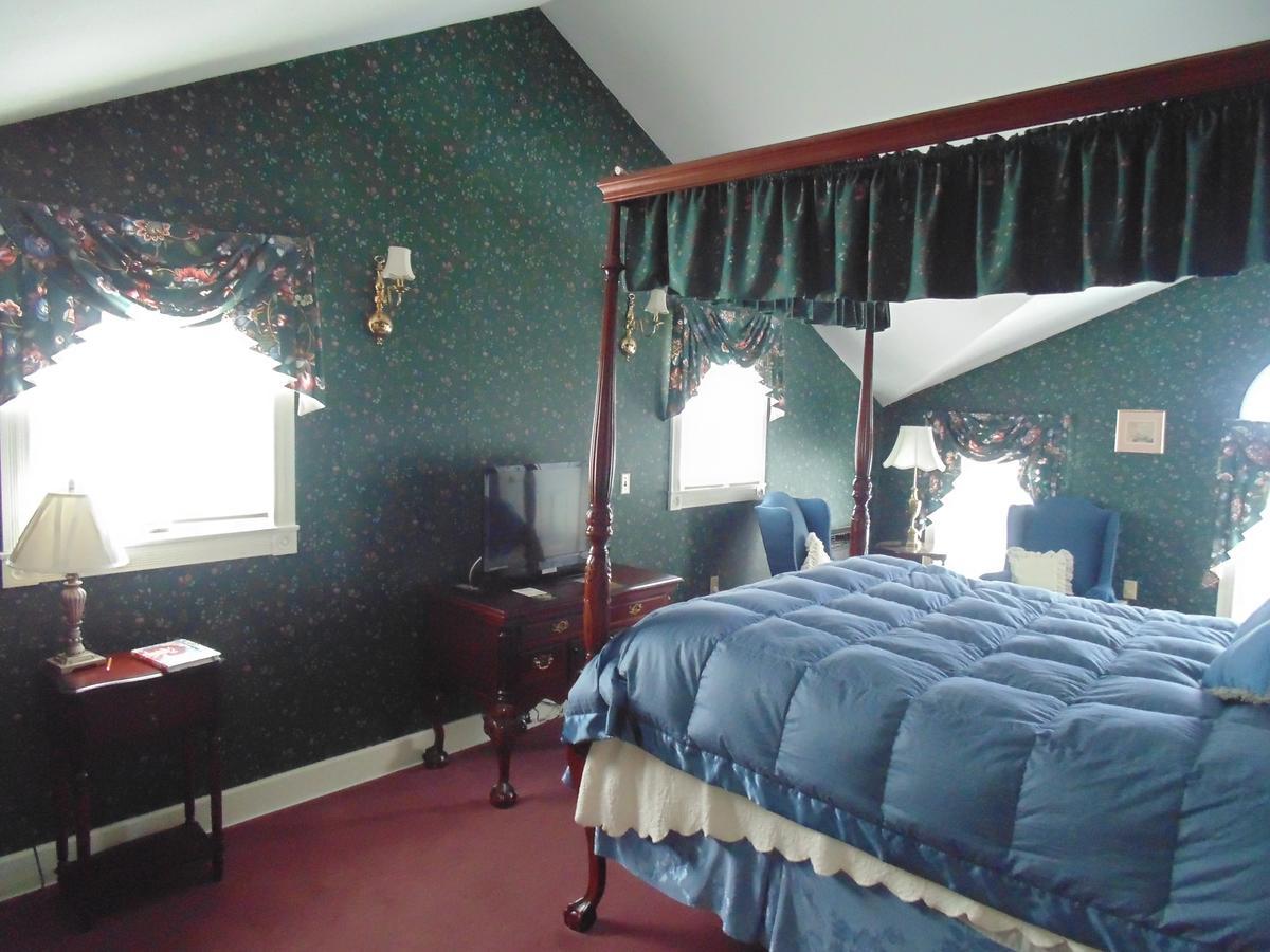 William Seaward Inn Westfield Экстерьер фото